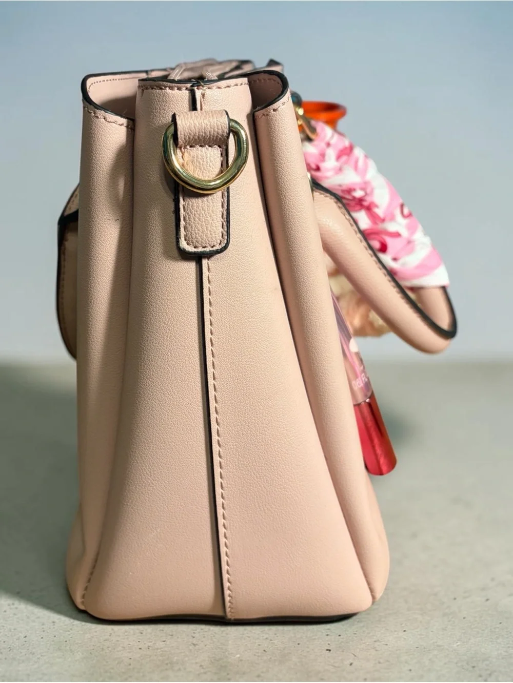 Chic Pink faux leather purse with authentic Dumia Plush. Collectible.